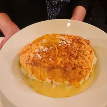 Chez Georges - Floating Island dessert - French Near Me - Paris, 75 Chez Georges - Floating Island dessert - French Near Me - Paris, 75