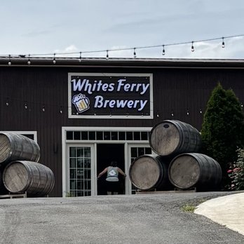 White’s Ferry Brewery - Front of brewery - Breweries Near Me - Leesburg, Virginia White’s Ferry Brewery - Front of brewery - Breweries Near Me - Leesburg, Virginia