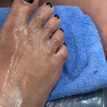 T & T Nails Bar - Pedicure black polish - Nail Salons Near Me - Denver, Colorado T & T Nails Bar - Pedicure black polish - Nail Salons Near Me - Denver, Colorado