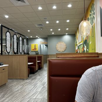 Keke's Breakfast Cafe - Indoor vibe - Breakfast & Brunch Near Me - Plano, Texas Keke's Breakfast Cafe - Indoor vibe - Breakfast & Brunch Near Me - Plano, Texas