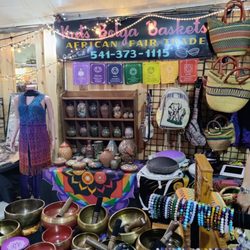 Brookings Farmers Market - Cool shop!