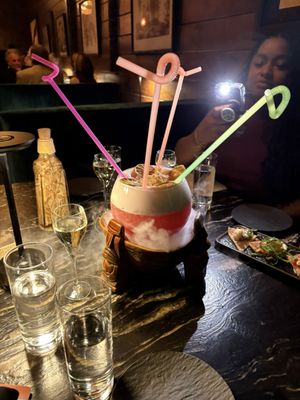 Callisto Cocktail Bar by null