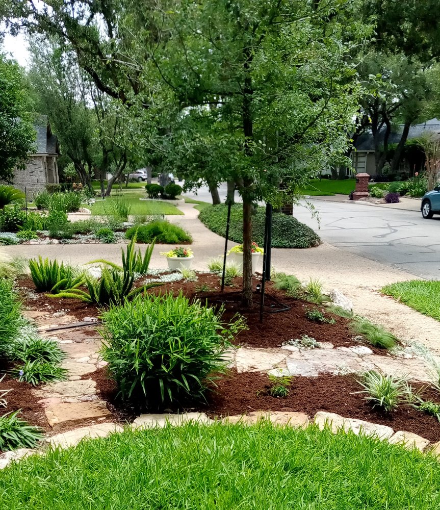 Slide of LiamDeeMarie Construction