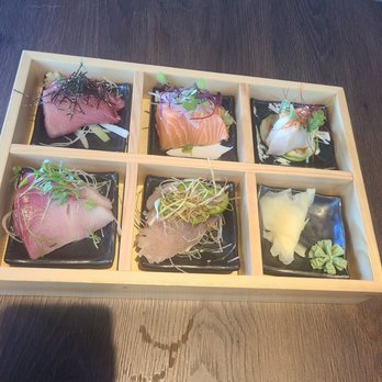 Fish On Fire - Sashimi Sampler - Sushi Bars Near Me - Suisun City, California Fish On Fire - Sashimi Sampler - Sushi Bars Near Me - Suisun City, California