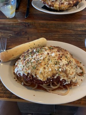 Red, White and Basil by null