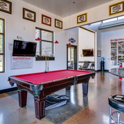 Glacier West Garage Plus - Glacier West Garage Plus Clubhouse with amenities like a pool table