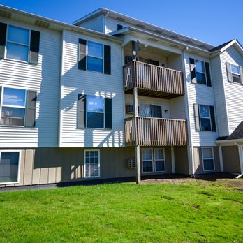 Crown Pointe - Large Balconies at Crown Pointe Apartments in Holland, MI - Apartments Near Me - Holland, Michigan