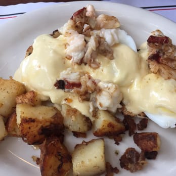 Katy's Place - Lobster Benedict - Breakfast & Brunch Near Me - Carmel, California Katy's Place - Lobster Benedict - Breakfast & Brunch Near Me - Carmel, California