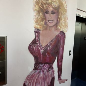 WHITE LIMOZEEN - Updated September 2025 - 1749 Photos & 667 Reviews