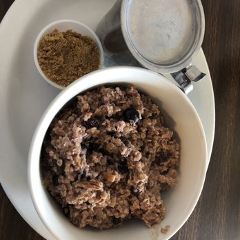 Fink's Cafe - Oatmeal with blueberries - Cafes Near Me - Mount Horeb, Wisconsin