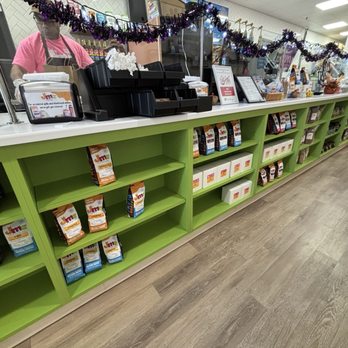 J’MZ Drink Hub - the counter with take-home yummies - Cafes Near Me - Marietta, Georgia J’MZ Drink Hub - the counter with take-home yummies - Cafes Near Me - Marietta, Georgia