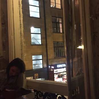 The Commercial Tavern - Pubs Near Me - London, XGL