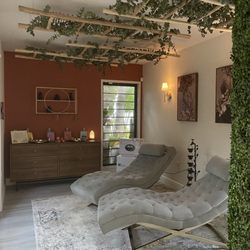 The Peach Rose Connection - One of the rooms