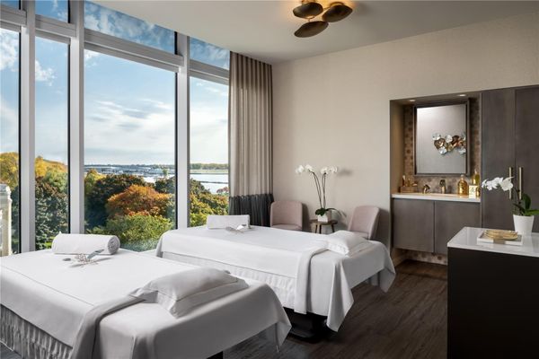 Hotel X Toronto, a Destination by Hyatt Hotel by null