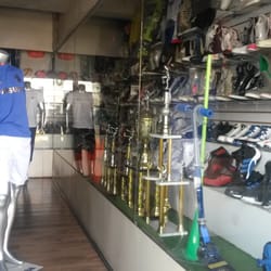 Bhyron´s Sport - Seguro encuentras todo para los futboleros