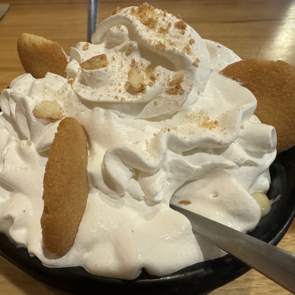 Sonny's BBQ - Banana Pudding with yummy mushy bananas! - Barbeque Near Me - Orlando, Florida Sonny's BBQ - Banana Pudding with yummy mushy bananas! - Barbeque Near Me - Orlando, Florida
