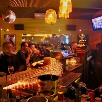 Mango Bar - Gay Bars Near Me - Vienna, 9