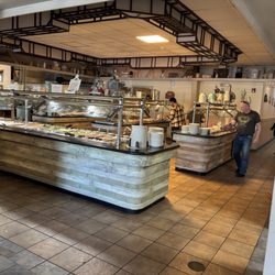 The Country Farmhouse - The expansive buffet !!