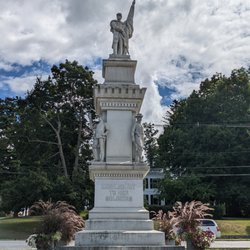 Middlebury Civil War Memorial - Middlebury Civil War Memorial