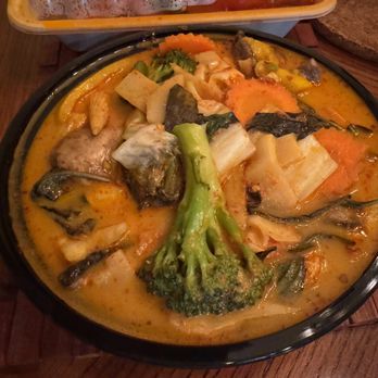 Grab Thai - Red Curry. (w/ vegetables) - Thai Near Me - Upper St. Clair, Pennsylvania