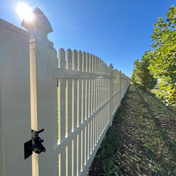 Advantage Fencing - Almond Vinyl Semi-Privacy Fence - Fences & Gates Near Me - Omaha, Nebraska Advantage Fencing - Almond Vinyl Semi-Privacy Fence - Fences & Gates Near Me - Omaha, Nebraska