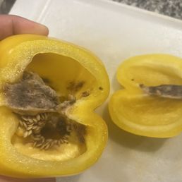 Molded bell pepper
