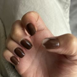 Paull nails - Broken thumb nail