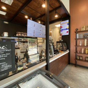 Valley Coffee Company - Inside - Coffee & Tea Near Me - Phoenix, Arizona