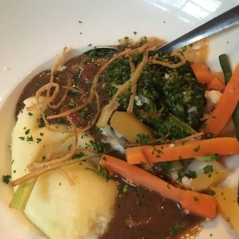 Abbey Tavern - Guiness pie. Let the drooling begin - Pubs Near Me - Howth, D