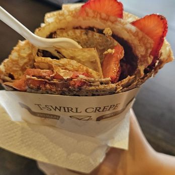 T-Swirl Crêpe - Strawberry Nutella crepe - Desserts Near Me - Philadelphia, Pennsylvania T-Swirl Crêpe - Strawberry Nutella crepe - Desserts Near Me - Philadelphia, Pennsylvania