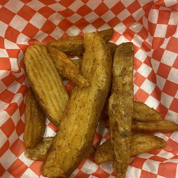 Straw Hat Pizza - Pizza Near Me - Bakersfield, California Straw Hat Pizza - Pizza Near Me - Bakersfield, California