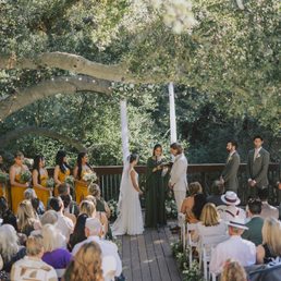 Photos by Matrimony Media; Wedding Planning & Florals by Ruffle Effect