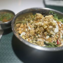 Lettuce Eat Salad - Lemon Pepper Chicken Salad and Lentil Soup