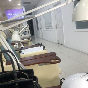 Nails Lab Miami - Nail Salons Near Me - North Miami Beach, Florida