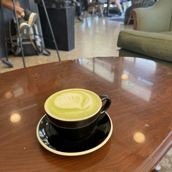 Harvey Easton Cafe - matcha latte with vanilla sweetener - Cafes Near Me - Los Angeles, California Harvey Easton Cafe - matcha latte with vanilla sweetener - Cafes Near Me - Los Angeles, California