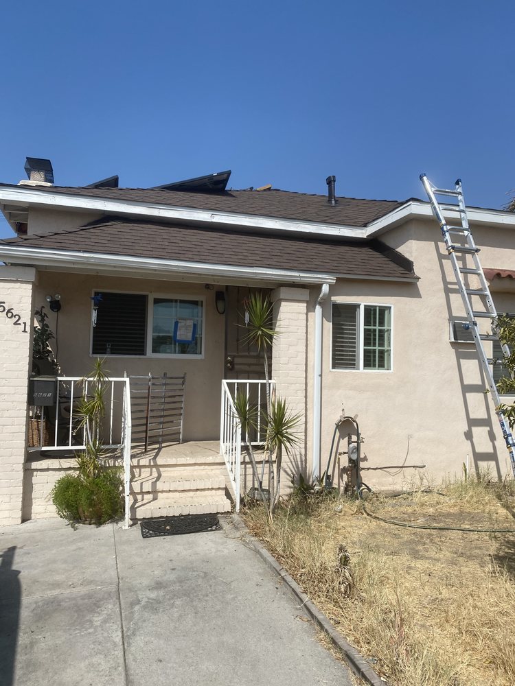 Slide of House R Us Builders