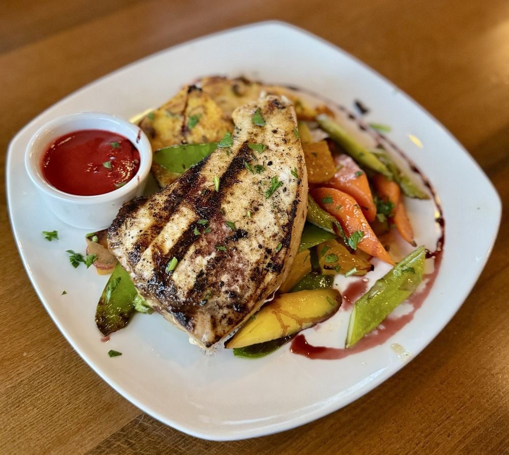 Hooked Market & Kitchen