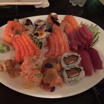 Sassá Sushi - Prato de sushis (rodízio). - Japanese Near Me - São Paulo, SP Sassá Sushi - Prato de sushis (rodízio). - Japanese Near Me - São Paulo, SP