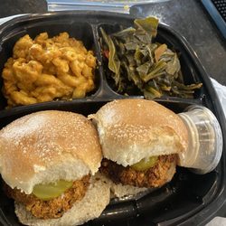 Unbelievegan - Vegan crab cakes w/greens & mac&cheese