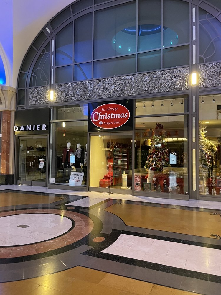 CHRISTMAS IN NIAGARA FALLS Updated September 2024 6380 Fallsview