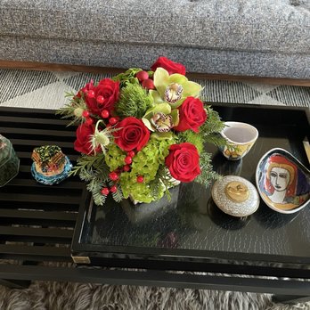 Growing Wild - This was a week after I had received the flowers and they're still fresh and beautiful - Florists Near Me - Manhattan Beach, California