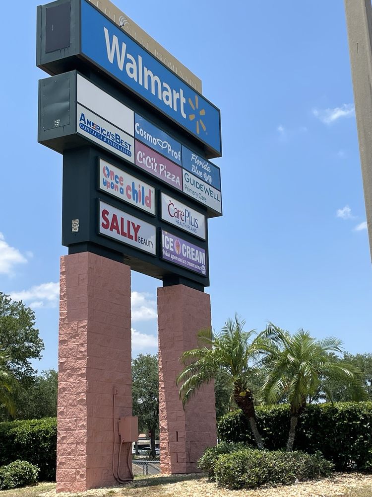 WALMART SUPERCENTER Updated August 2024 14 Photos & 31 Reviews 355 Cypress Gardens Blvd