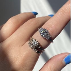 Nine Roses Jewelers