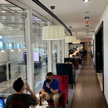 British Airways Galleries First Lounge - Narrow hallway that doubles as one of the seating areas - Airport Lounges Near Me - Dulles, Virginia British Airways Galleries First Lounge - Narrow hallway that doubles as one of the seating areas - Airport Lounges Near Me - Dulles, Virginia