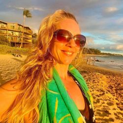 Jen Healy - Zen Healyng - Maui Quantum Retreats