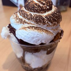 Louisville Cream - S'mores sundae