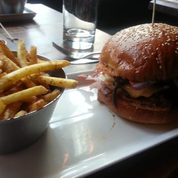Earls Kitchen + Bar - Royale with cheese! - Canadian (New) Near Me - Toronto, Ontario Earls Kitchen + Bar - Royale with cheese! - Canadian (New) Near Me - Toronto, Ontario