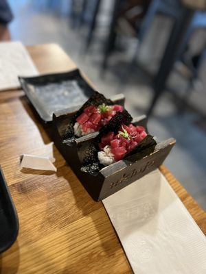 Kinjo Hand Roll Bar by null