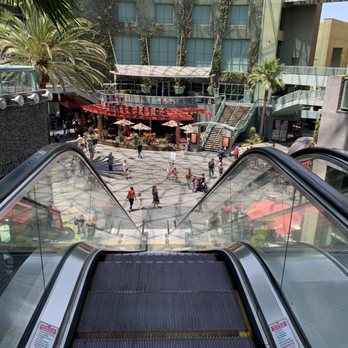 Universal City Walk - Shopping Centers Near Me - Universal City, California Universal City Walk - Shopping Centers Near Me - Universal City, California