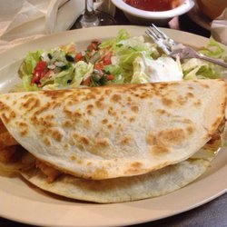 Monte Alban 3 - Chicken and Shrimp Quasdilia